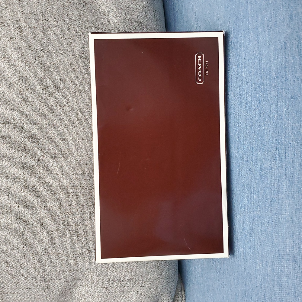 NWOT Coach Penelope Black and White Monogram Op Art Wallet - Picture 16 of 16